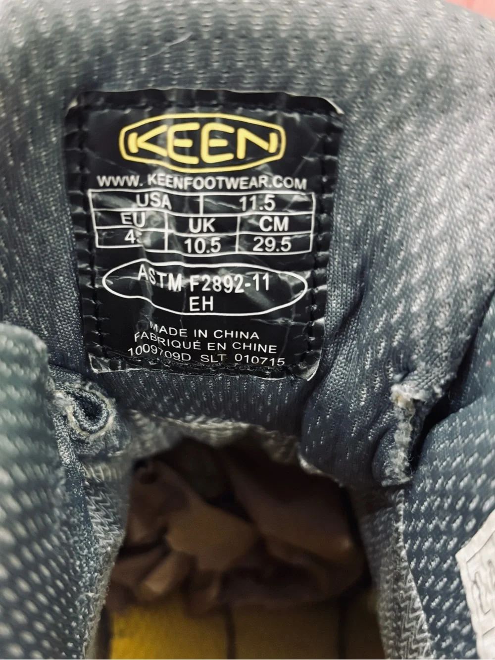 KEEN Utility Pittsburgh 6